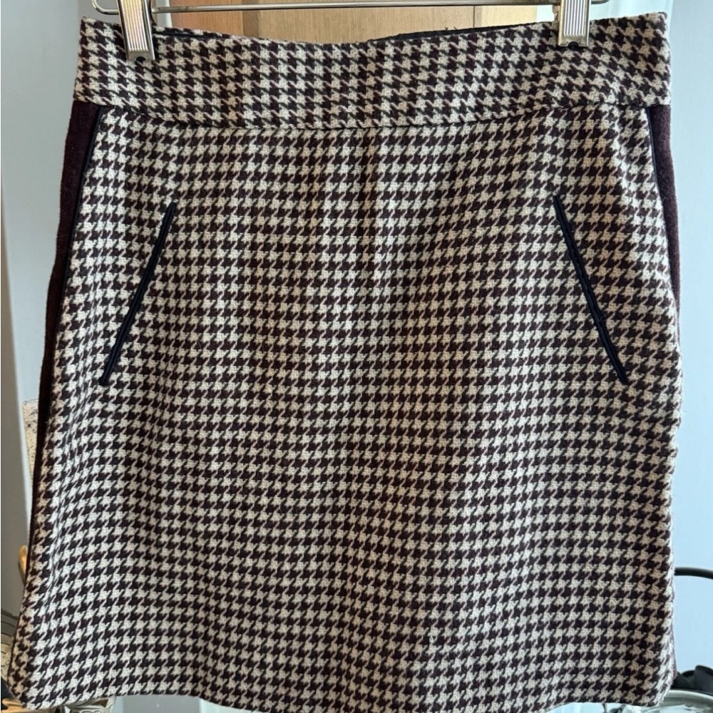 Zara Burgundy and White Houndstooth Mini Skirt